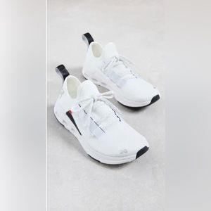 ON Cloudeasy Sneakers